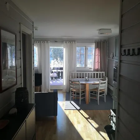 아파트 Fantastisk Beliggenhet! Kviteseid